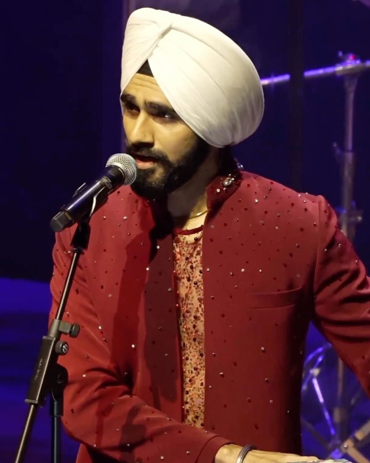 Sajna tere bina